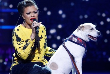 Andra Day On Her Pup, Lucia: “She Makes Me Happier!”